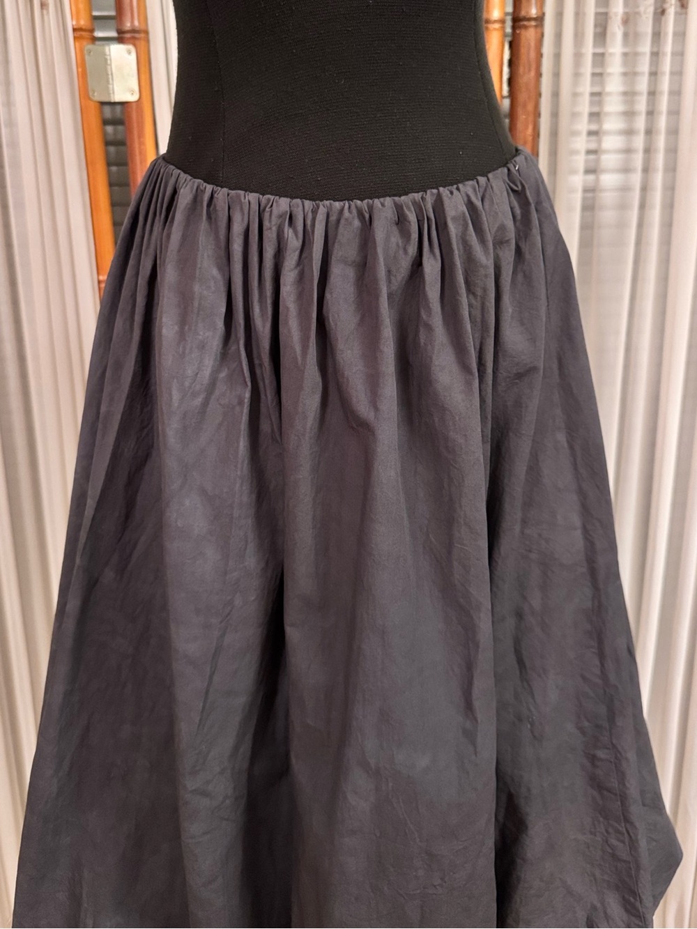 Shareen Collections Gray Cotton Bubble Midi Skirt - Picture 5 of 9